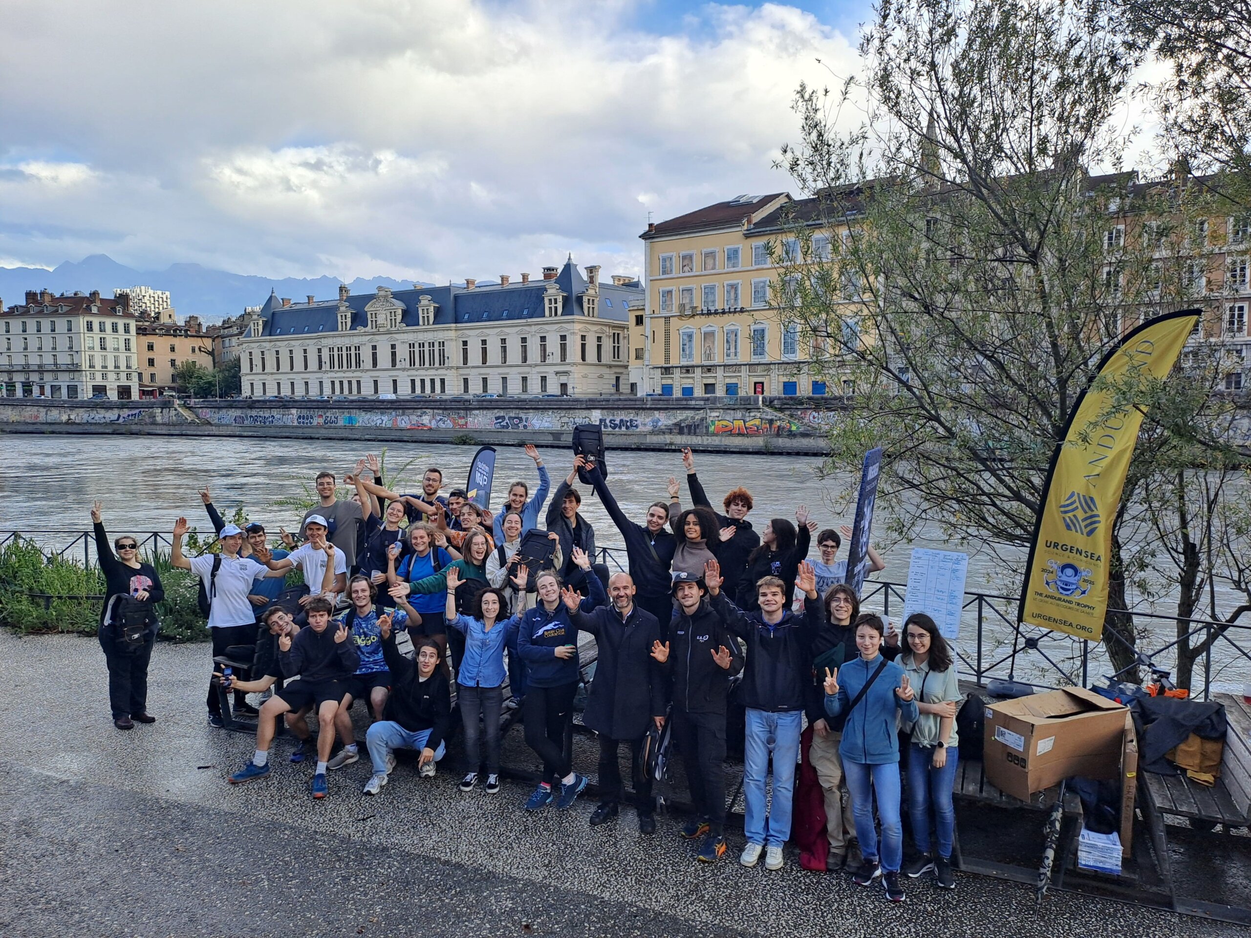 Read more about the article Clean’INP Challenge : Les étudiants de Grenoble INP – UGA agissent pour dépolluer l’Isère